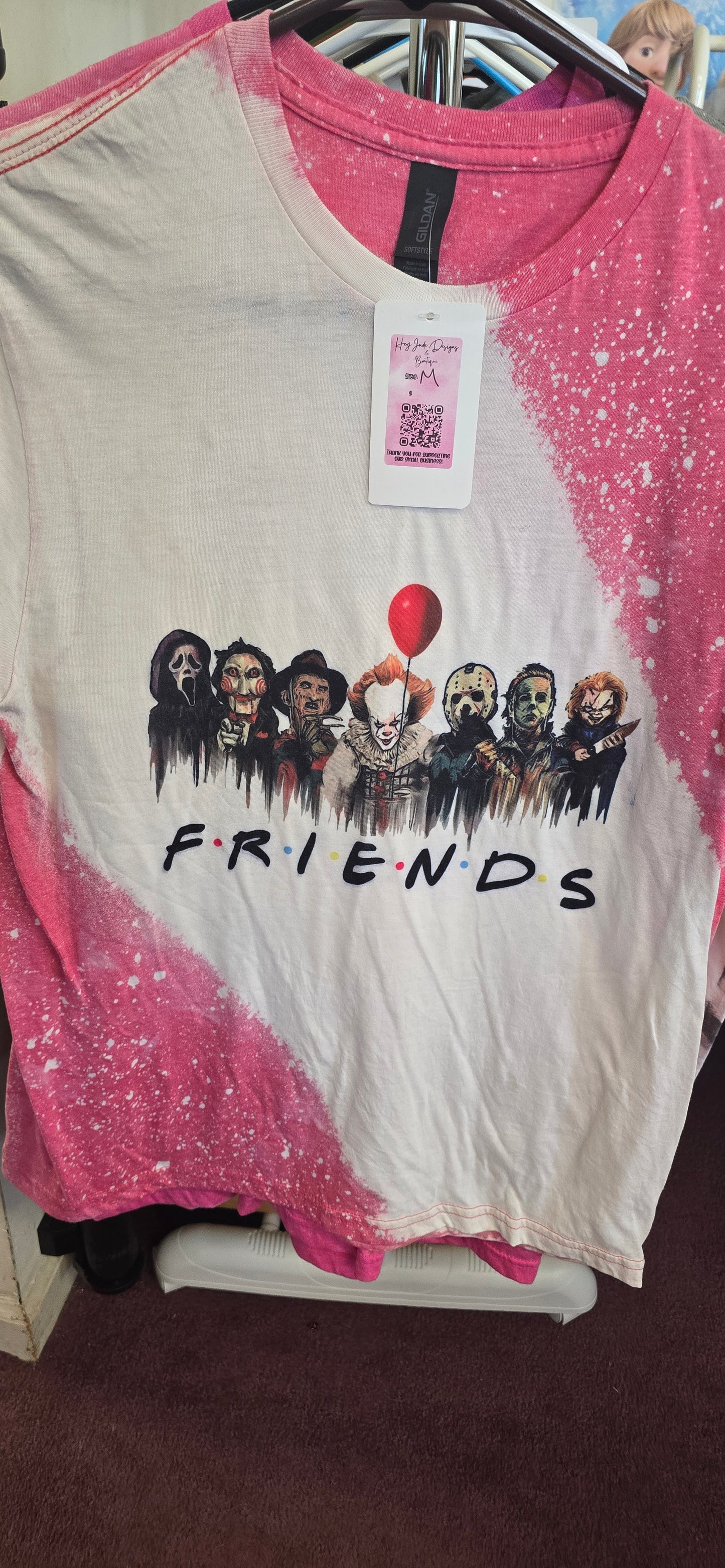 Horror Friends Graphic Tee |Medium|