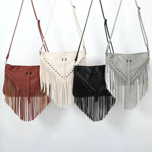 Trendy Riveted Tassel Shoulder Bag – Stylish and Practical Handbag with Tassels and Rivets